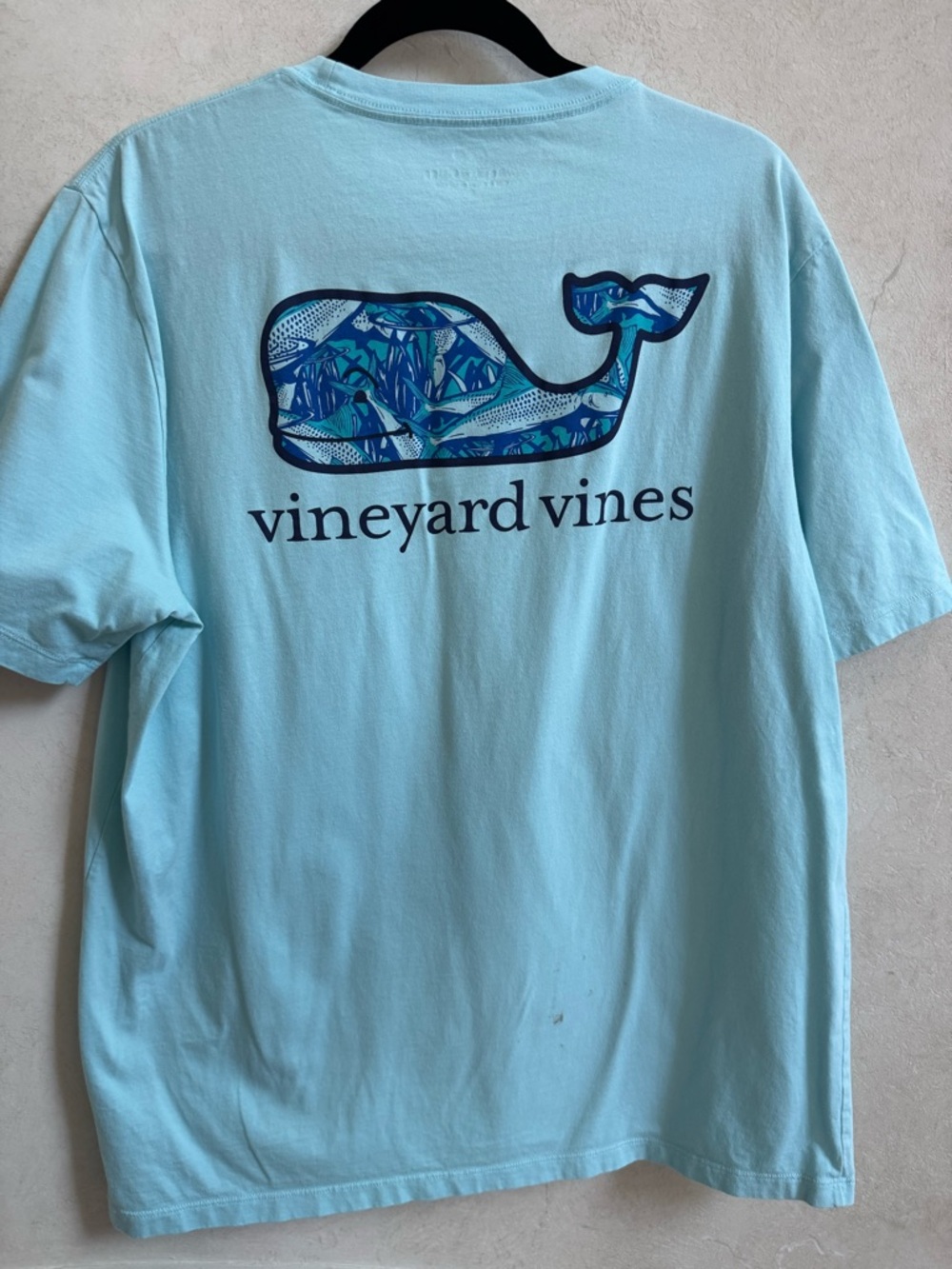 Vineyard Vines Blue T-Shirt Whale on Pocket Pullover Relaxed Fit SZ L - Large
